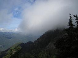 山穷水尽的图片,山穷水尽中的生命奇迹